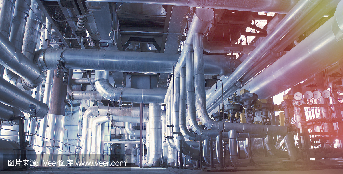 現(xiàn)代工業(yè)發(fā)電廠內的設備、電纜和管道